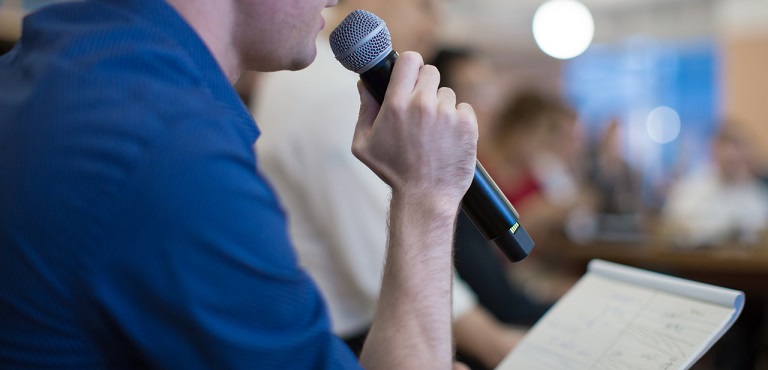 企業(yè)管理培訓(xùn)經(jīng)典27：何獲得別人的信任？